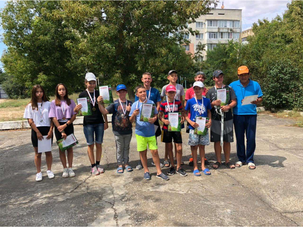 Открытый турнир Сакского района по гребле на байдарках и каноэ, приуроченный к профессиональному празднику Дню физкультурника