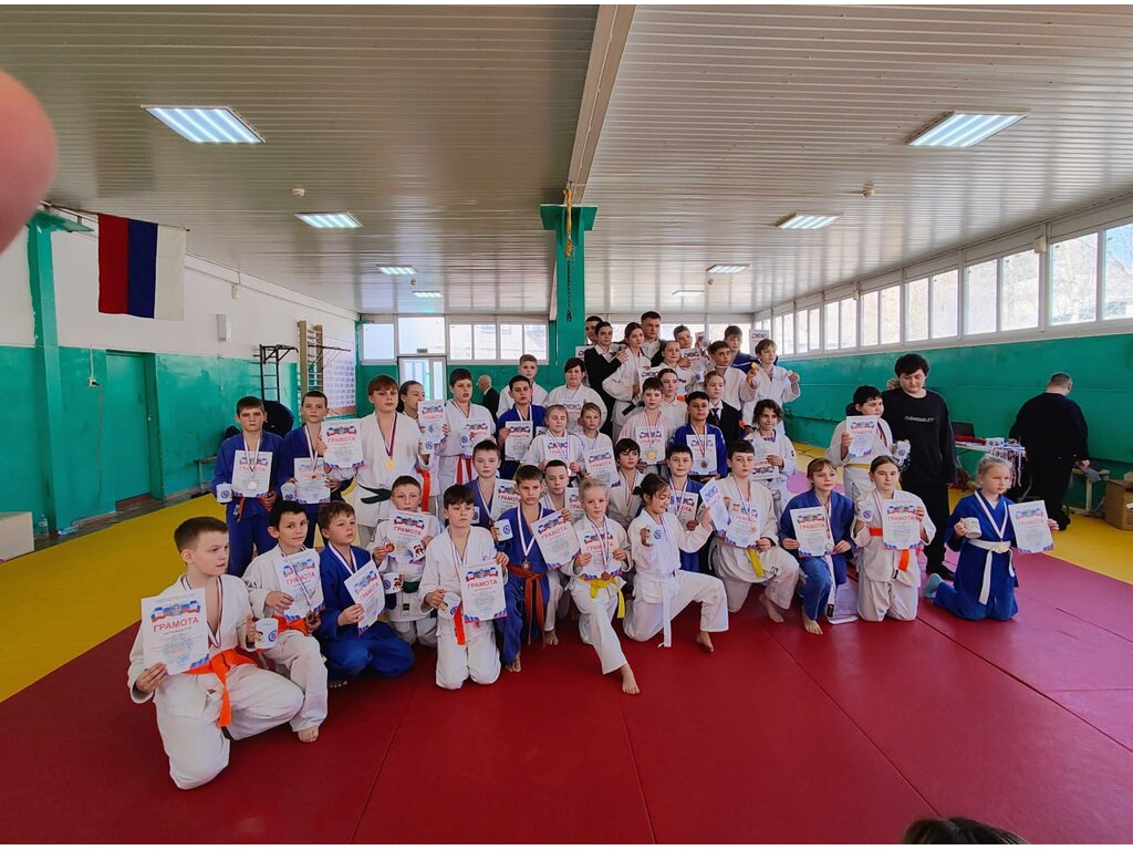 Открытое первенство города Симферополя по дзюдо среди юношей и девушек до 13 лет, посвященное Дню защитника Отечества и Международному женскому дню
