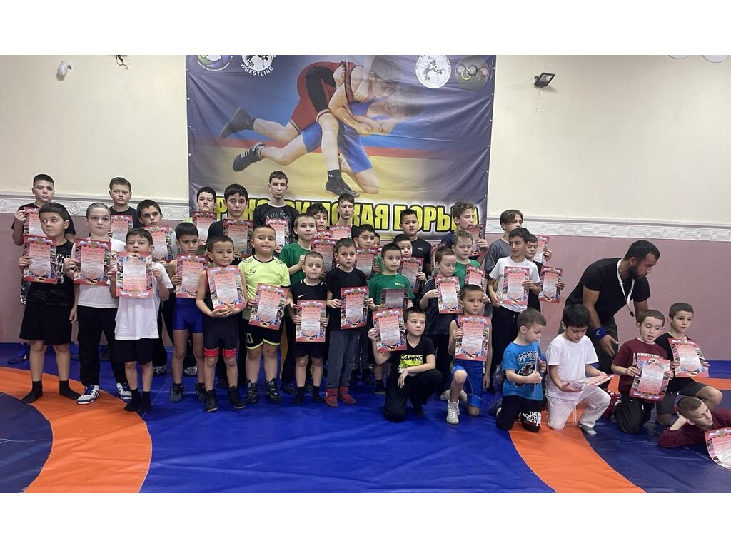 Первенство МБУ ДО «Спортивная школа №4» Сакского района по борьбе на поясах, приуроченные ко Дню Конституции Российской Федерации