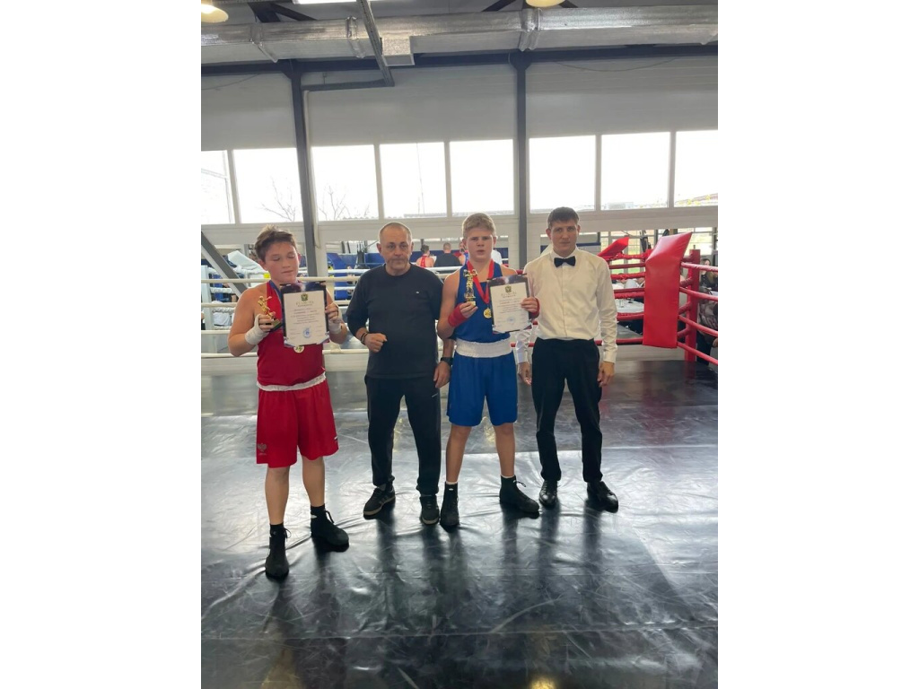 Муниципальные соревнования по боксу, в честь памяти тренера-преподавателя Османова Арсена Шевкетовича