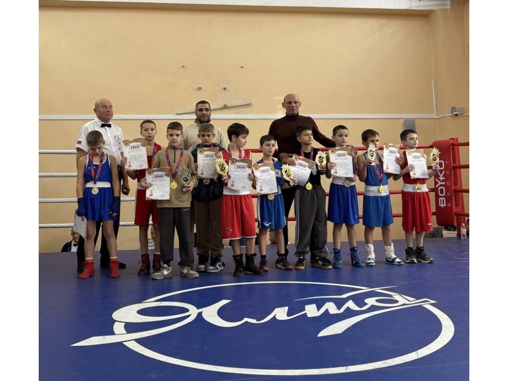 Соревнования по боксу среди юношей и девушек 13-14 лет, 15-16 лет, юниоров и юниорок 17-18 лет, мужчин и женщин 19-40 лет, "Посвящённые ялтинцам - участникам СВО"