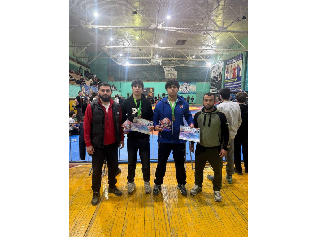 Республиканские соревнования «XIII Республиканский турнир по греко-римской борьбе среди юношей до 18 лет, в честь ЗТ России, ЗТ Украины, ЗР ФКиС РК, МС СССР, почётного гражданина Красногвардейского р-на и с. Петровка Пономарёва А.В. Республиканские соревнования «XIII Республиканский турнир по греко-римской борьбе среди юношей до 18 лет, в честь ЗТ России, ЗТ Украины, ЗР ФКиС РК, МС СССР, почётного гражданина Красногвардейского р-на и с. Петровка Пономарёва А.В.