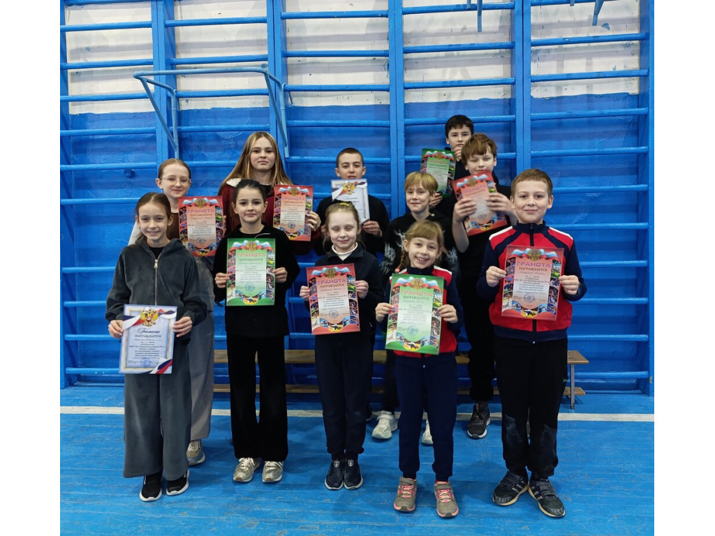 Первенство МБУ ДО «Спортивная школа №4» Сакского района, в рамках празднования Дня многодетной семьи Первенство МБУ ДО «Спортивная школа №4» Сакского района, в рамках празднования Дня многодетной семьи